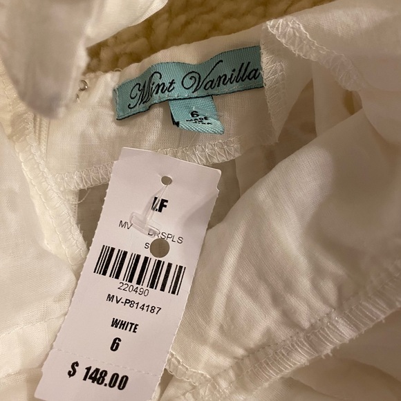 NWT LF Mint Vanilla White Lace Eyelet Romper - Picture 6 of 7